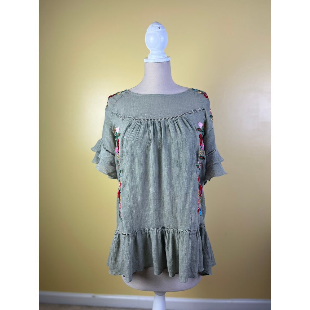 Altar'd State Sage Green Floral Embroidered Ruffleโ Sleeve Boho Tunic Top Size M